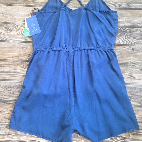 Tentree Romper - Picture 2 of 4